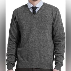 Goodsthreads Men’s 100% Merino Wool Charocal Lightweight V-Neck Sweater